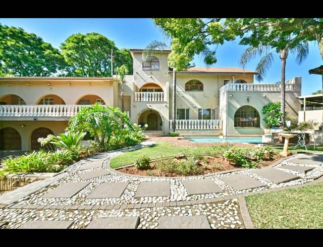 6 BEDROOM HOUSE FOR SALE IN RANDPARK RIDGE